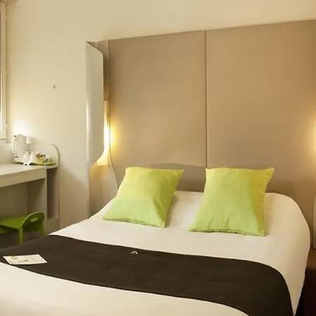 Campanile Marne La Vallee - Saint-georges Hotel 3*