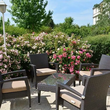 Campanile Marne-la-vallee - Saint-georges Hotel Bussy-Saint-Georges