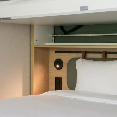 Hotel Campanile Marne La Vallee - Saint-georges 3*