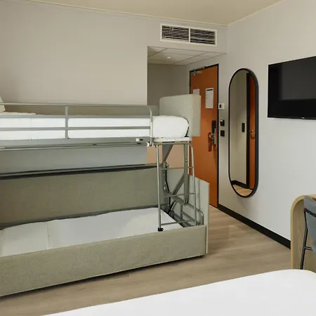 Campanile Marne La Vallee - Saint-georges 3* Bussy-Saint-Georges