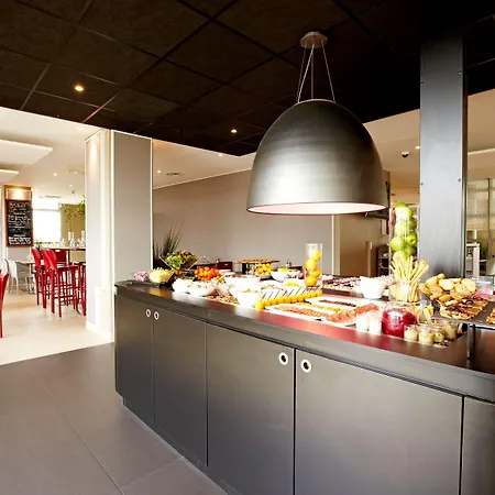 酒店 Campanile Marne-la-vallee - Saint-georges 3*