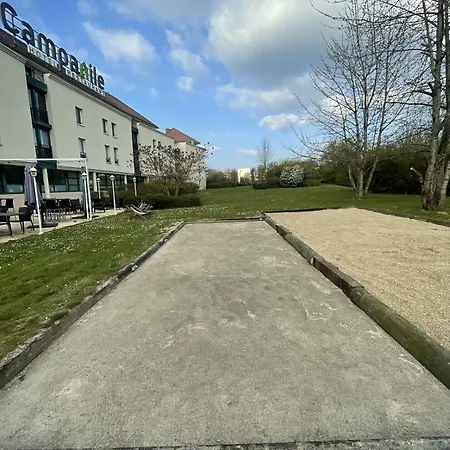 Campanile Marne-la-vallee - Saint-georges 酒店 布西圣乔治