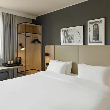 Campanile Marne-la-vallee - Saint-georges Hotel
