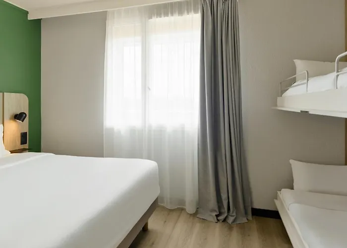 Campanile Marne-la-vallee - Saint-georges 3*