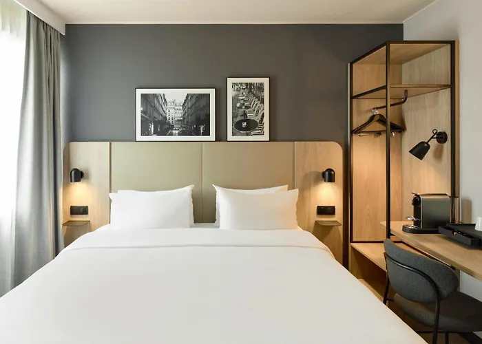 Hotel Campanile Marne-la-vallee - Saint-georges Bussy-Saint-Georges